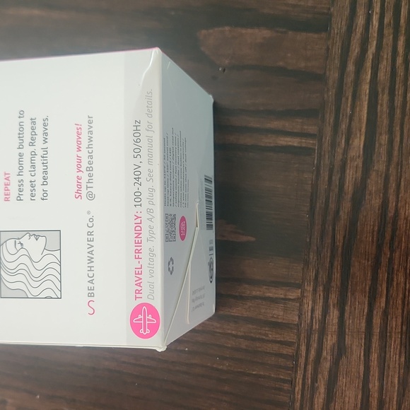 Beachwaver S1 Dual Voltage Ceramic Rotating Curling Iron - Picture 7 of 8